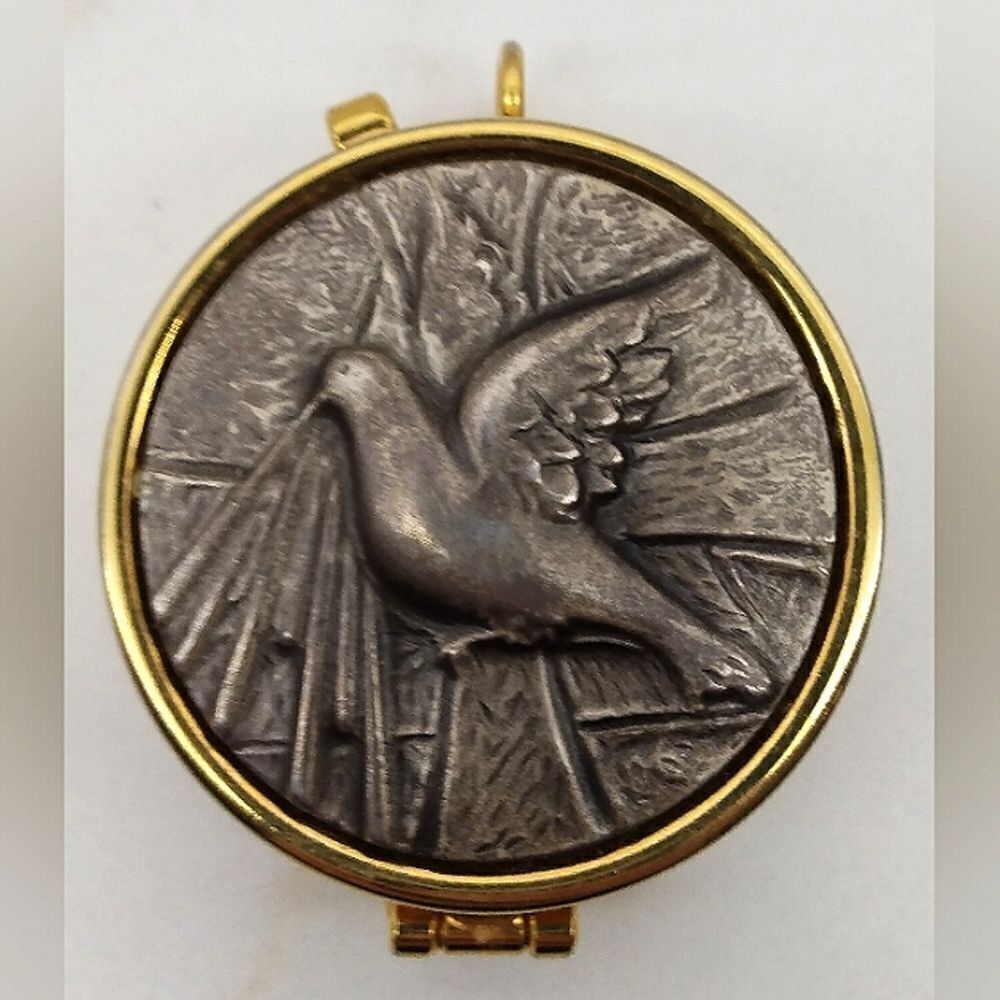 Pyx Holy Communion Brass Pewter Peace Dove - Picture 13 of 13